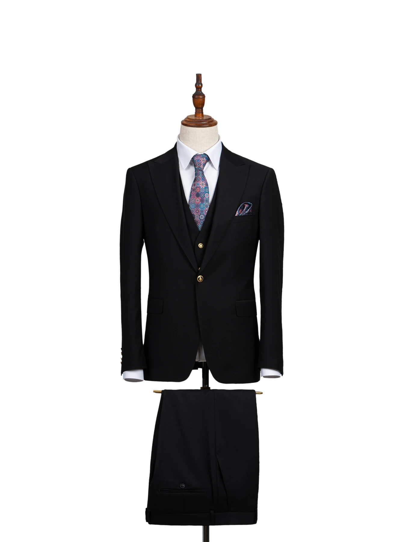 کت و شلوار و ژیله مشکی ال سی من 16