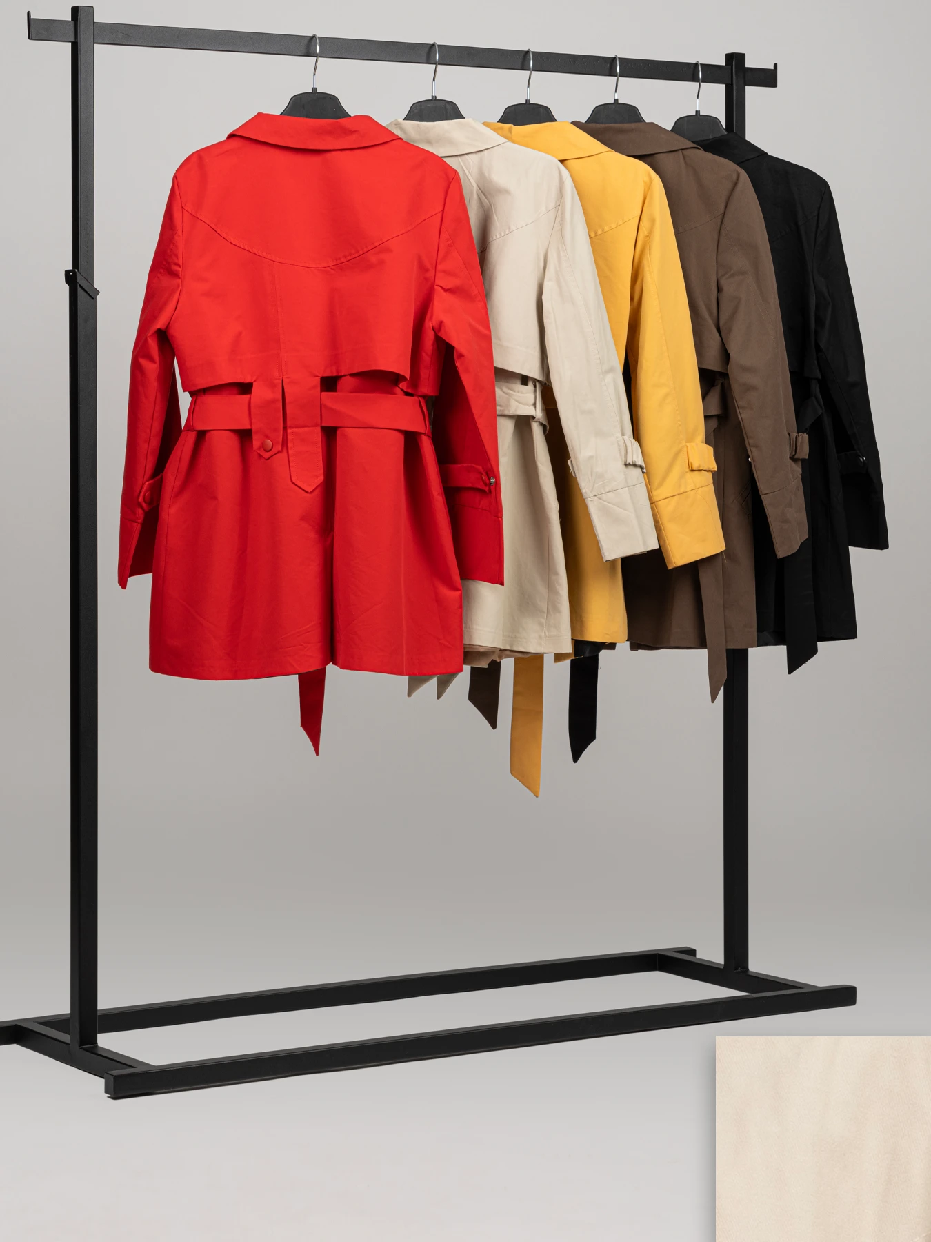 بارانی زنانه طرح کوتاه یقه انگلیسی کرم روما