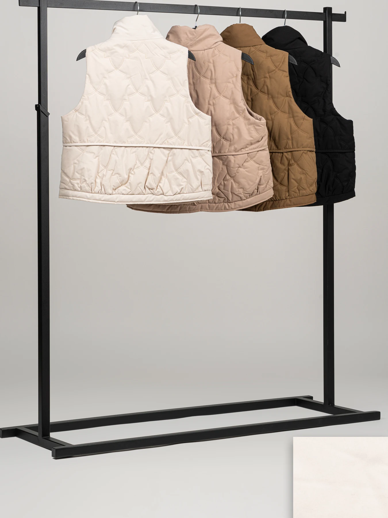 پافر زنانه دوجیب طرح حلالی شیری روما