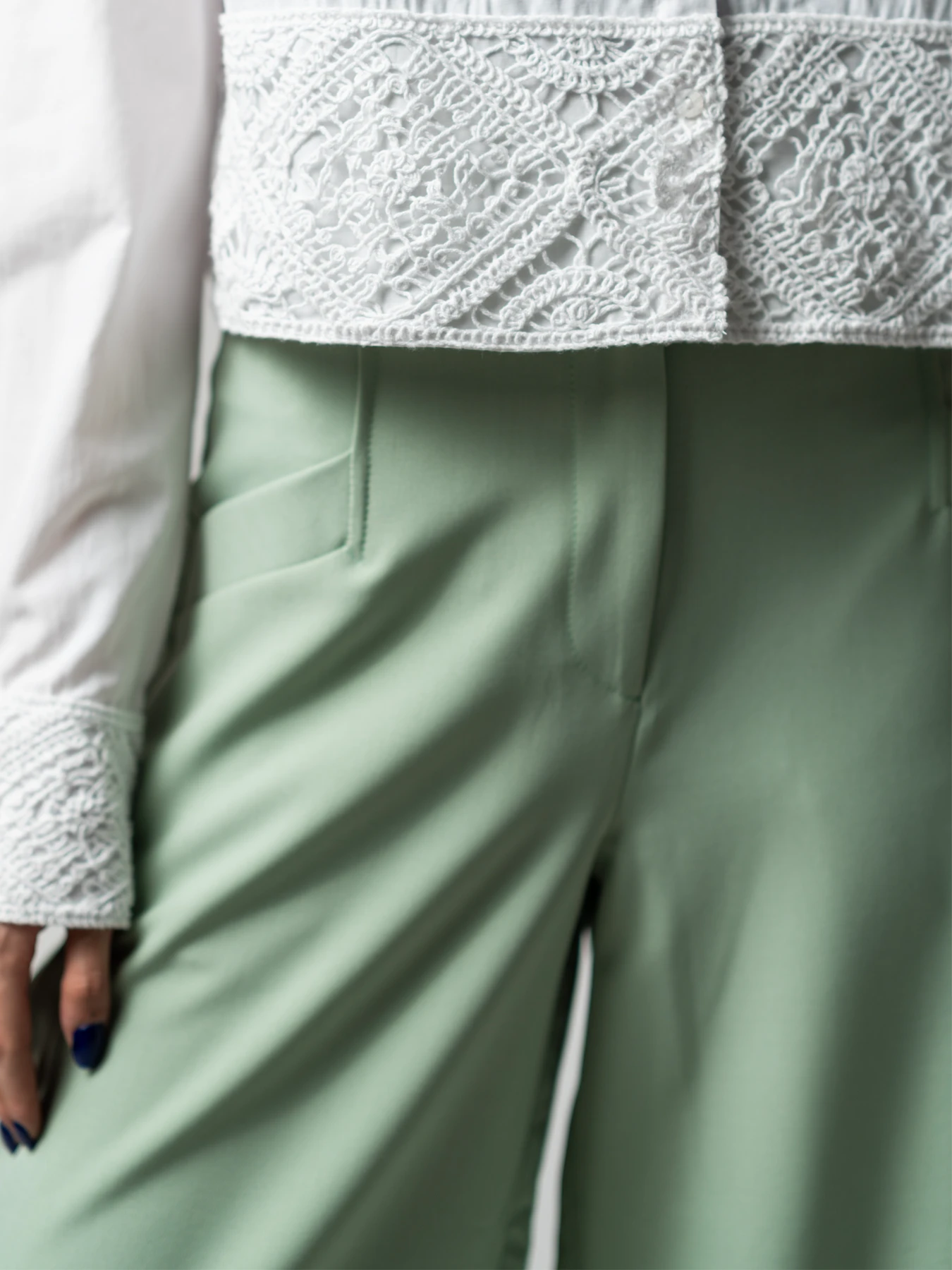 شلوار پارچه ای زنانه سبز مدل واید 