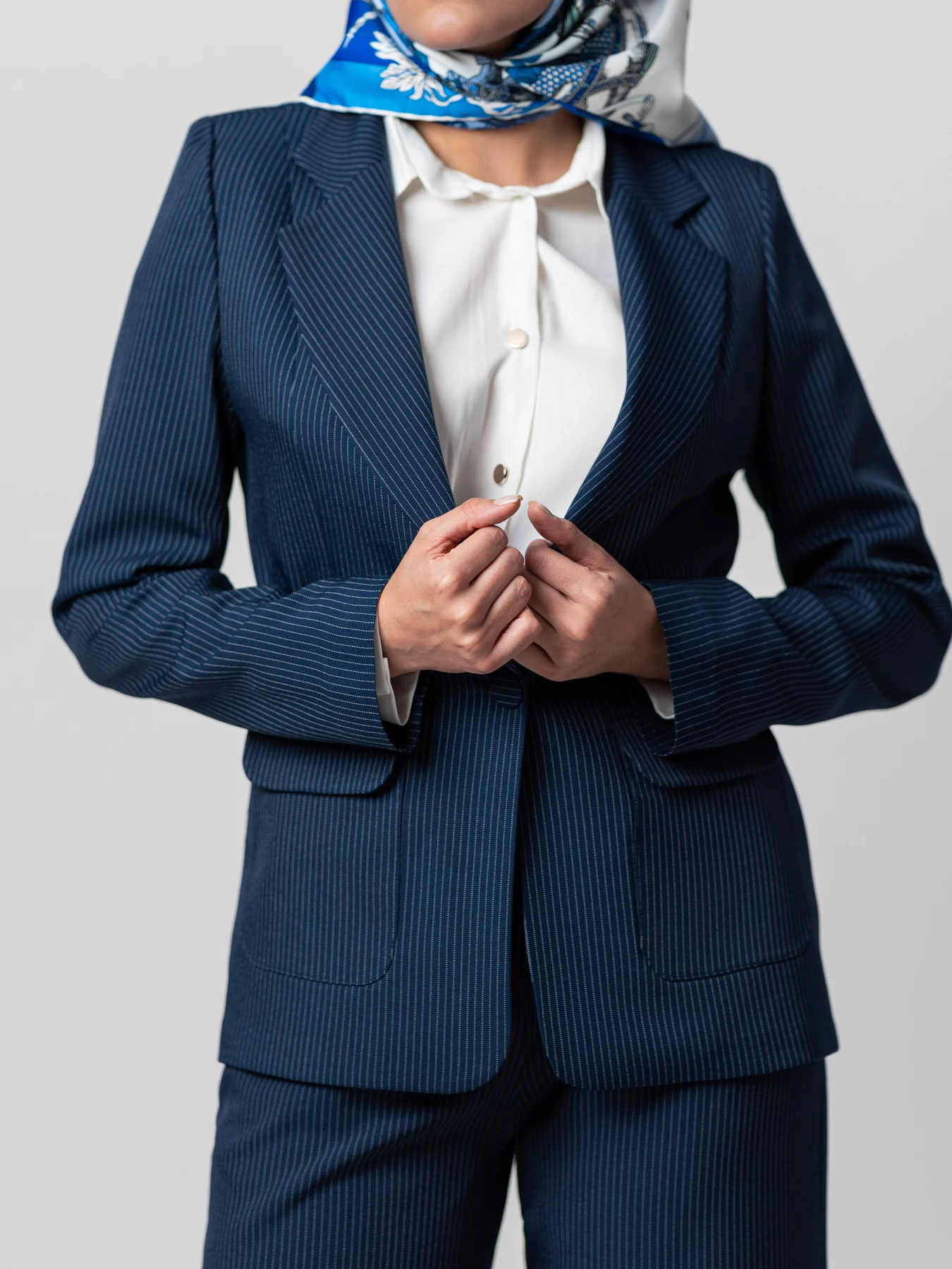 کت وشلوار سرمه ای راه راه زنانه دیپلمات 21