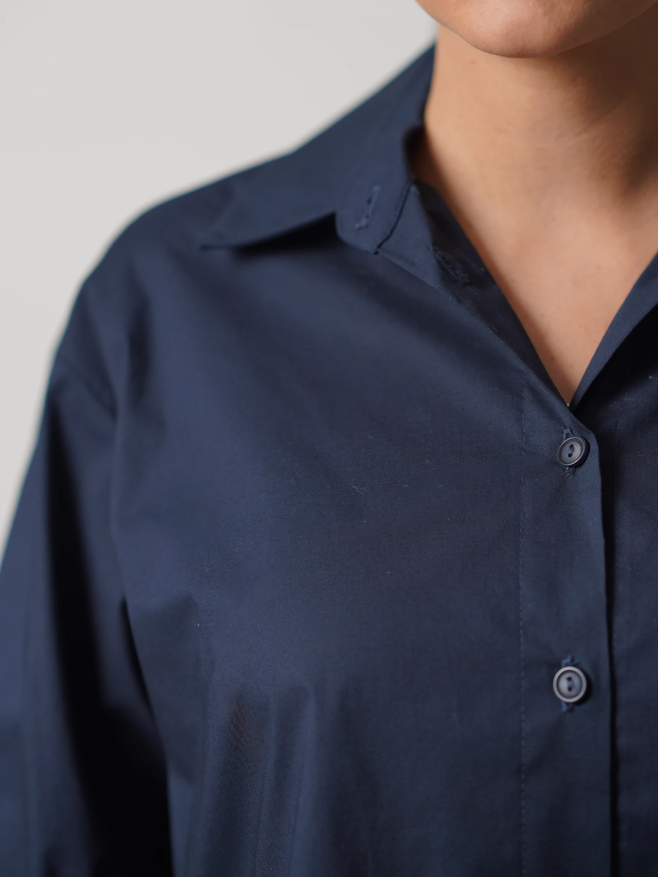 شومیز زنانه سرمه ای ساده