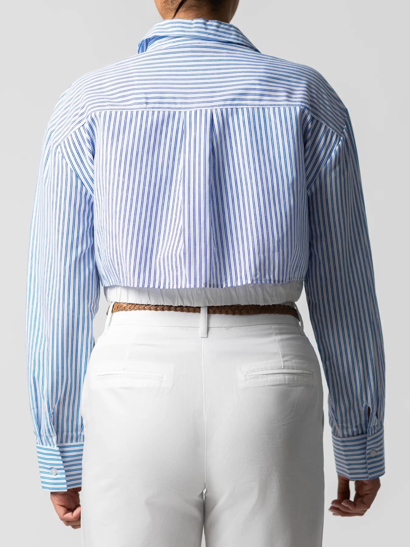 شومیز سفید سرمه ای راه راه کراپ 
