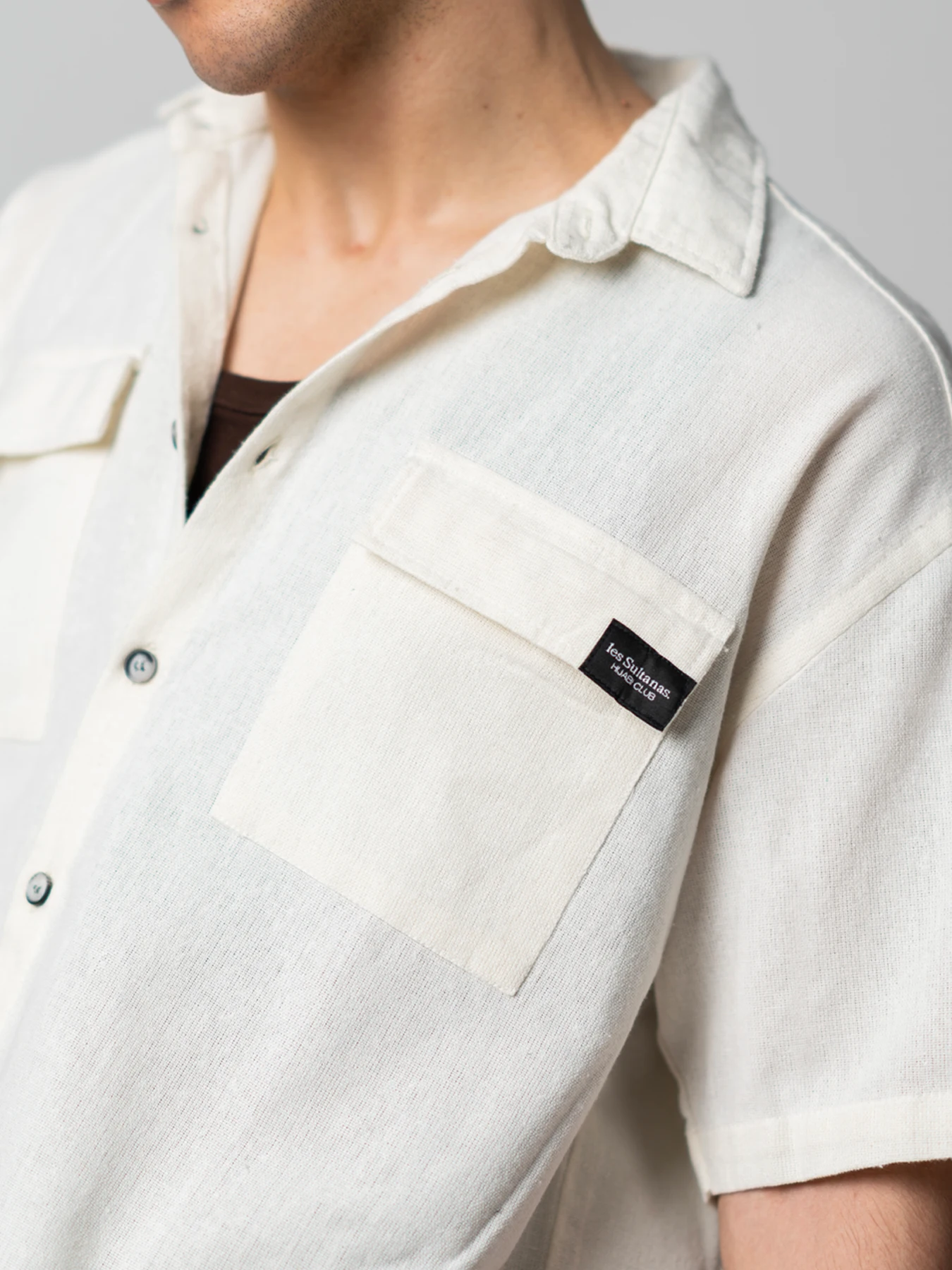 پیراهن شیری لینن دوجیب آستین کوتاه 