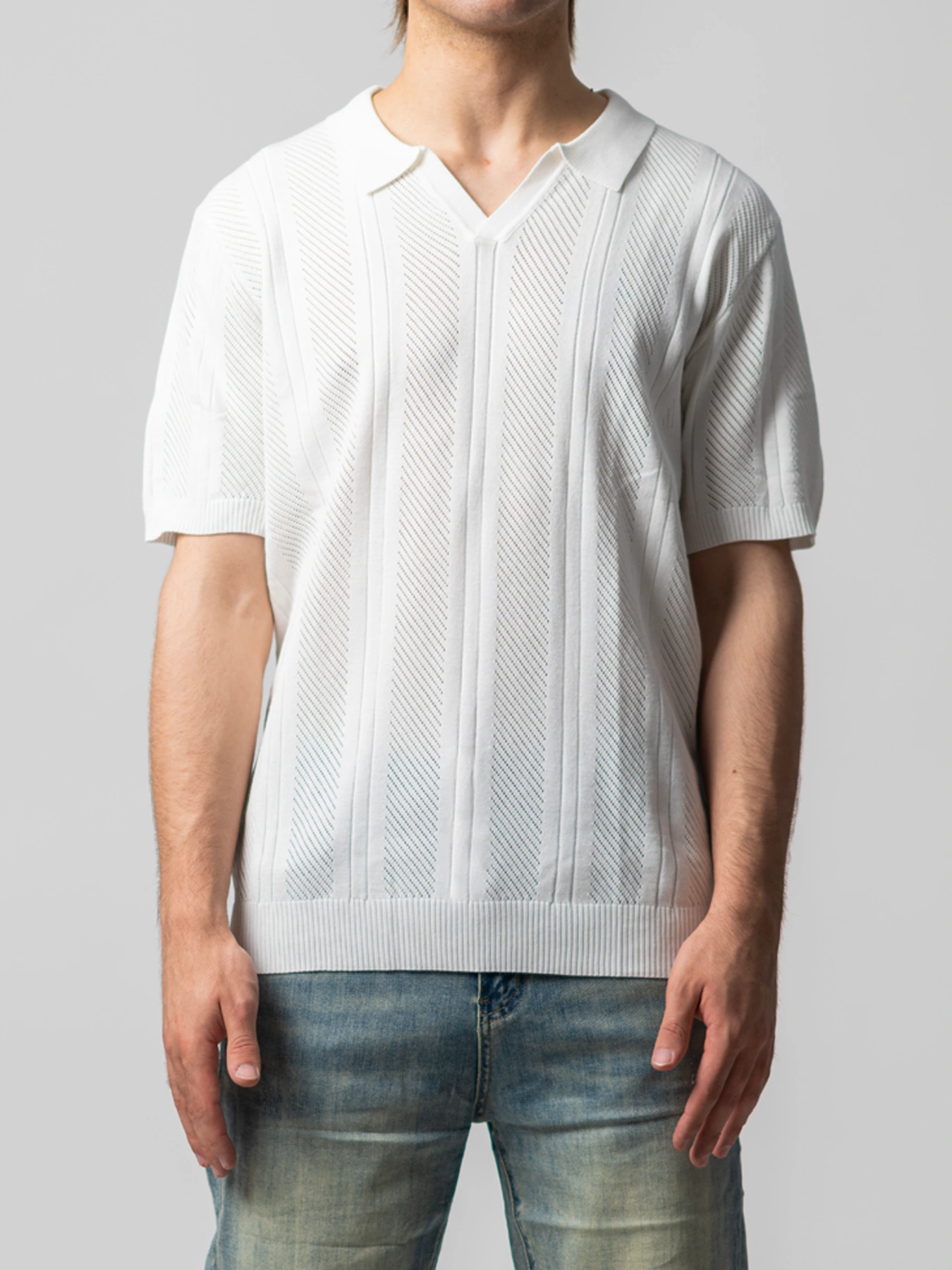 تیشرت سفید راه راه 51