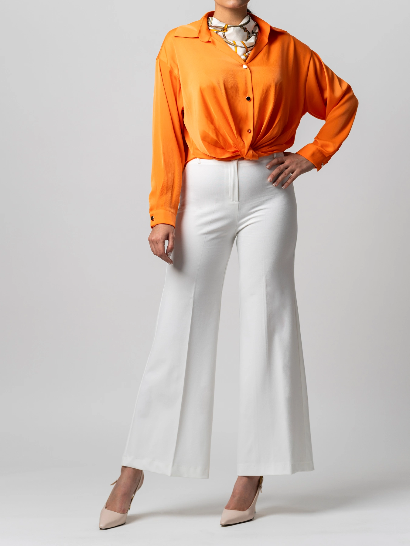 شومیز جلو پیچ نارنجی