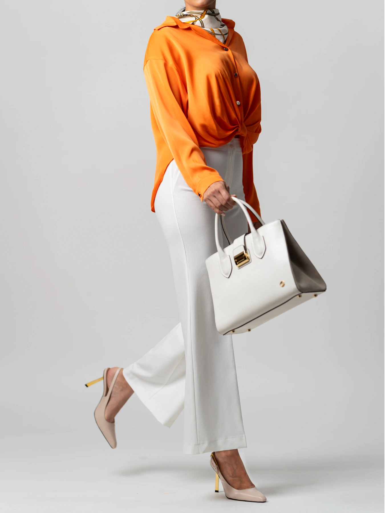 شومیز جلو پیچ نارنجی