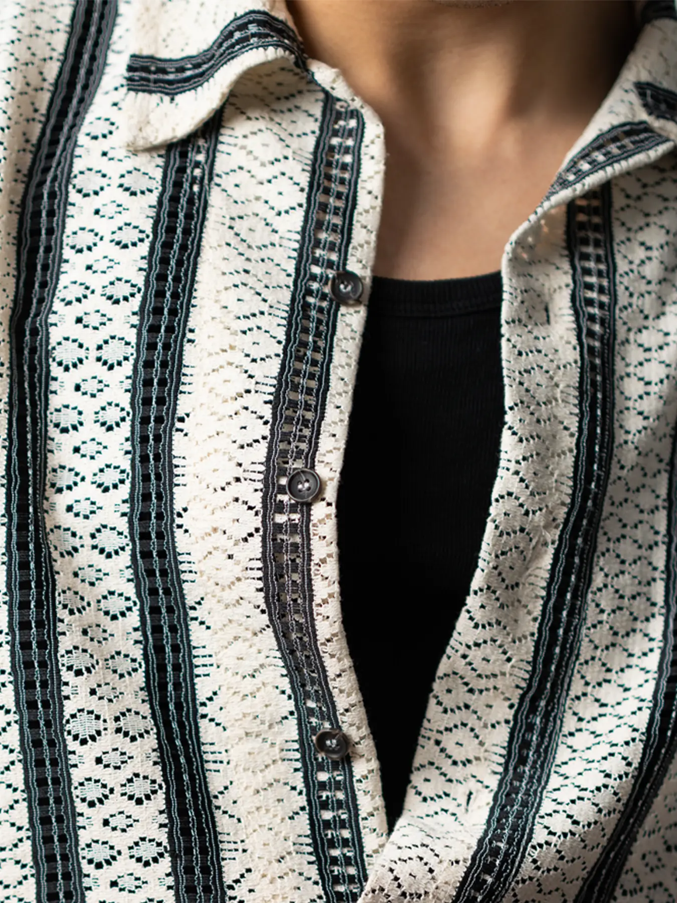 پیراهن آستین کوتاه کرم مشکی مراکشی طرح راه راه 