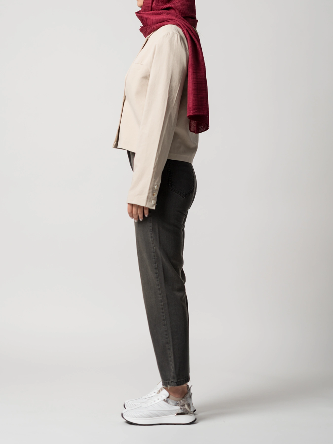 کت کراپ کرم یقه بلیزر چهاردکمه 63