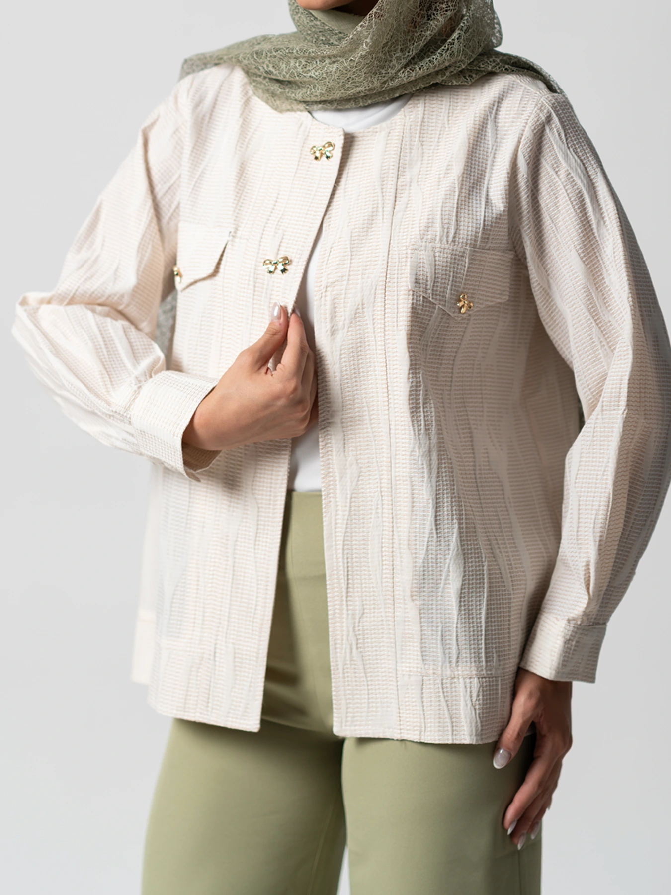 کت کرم کریشه دکمه پاپیونی