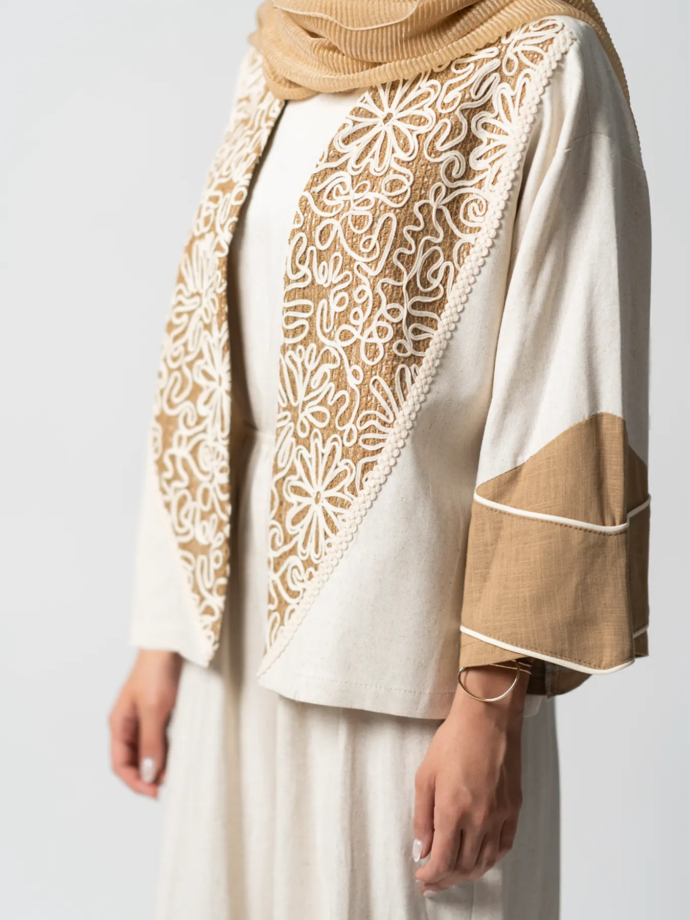 ست کت و اورال خامه دوزی آستین طرح بنددار 1