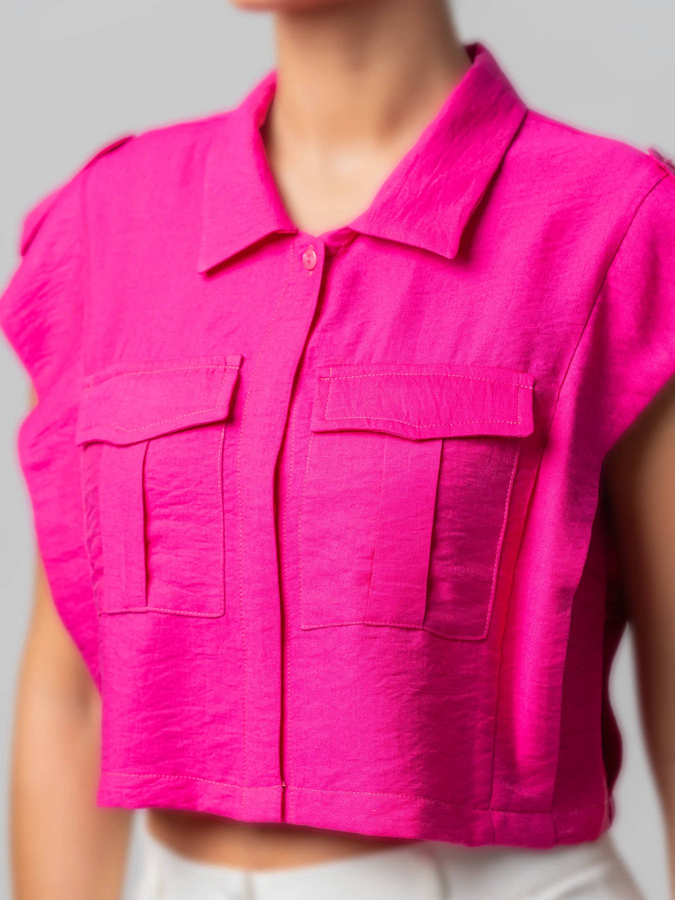 شومیز سرخابی کرسپو سرشانه پاگون دار 