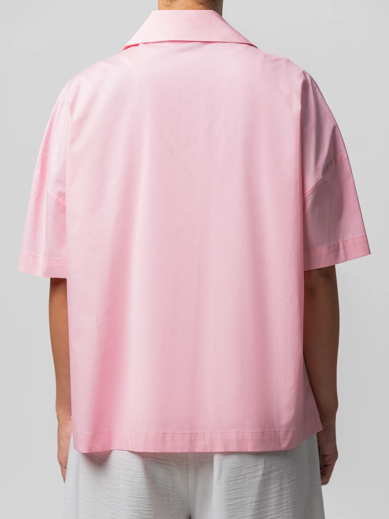 شومیز آستین کوتاه صورتی طرح دو گل پوپلین 