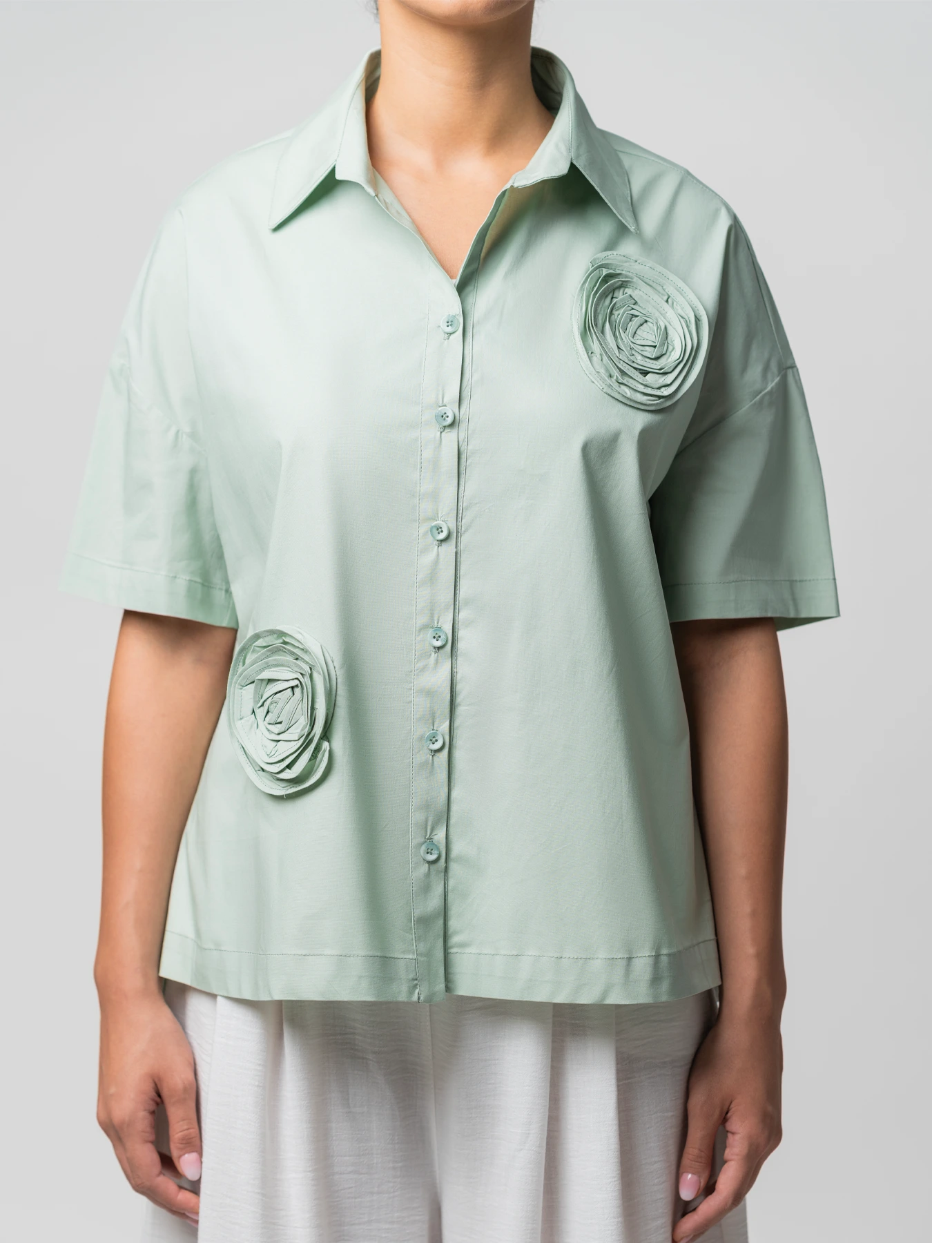 شومیز آستین کوتاه طرح دو گل پوپلین