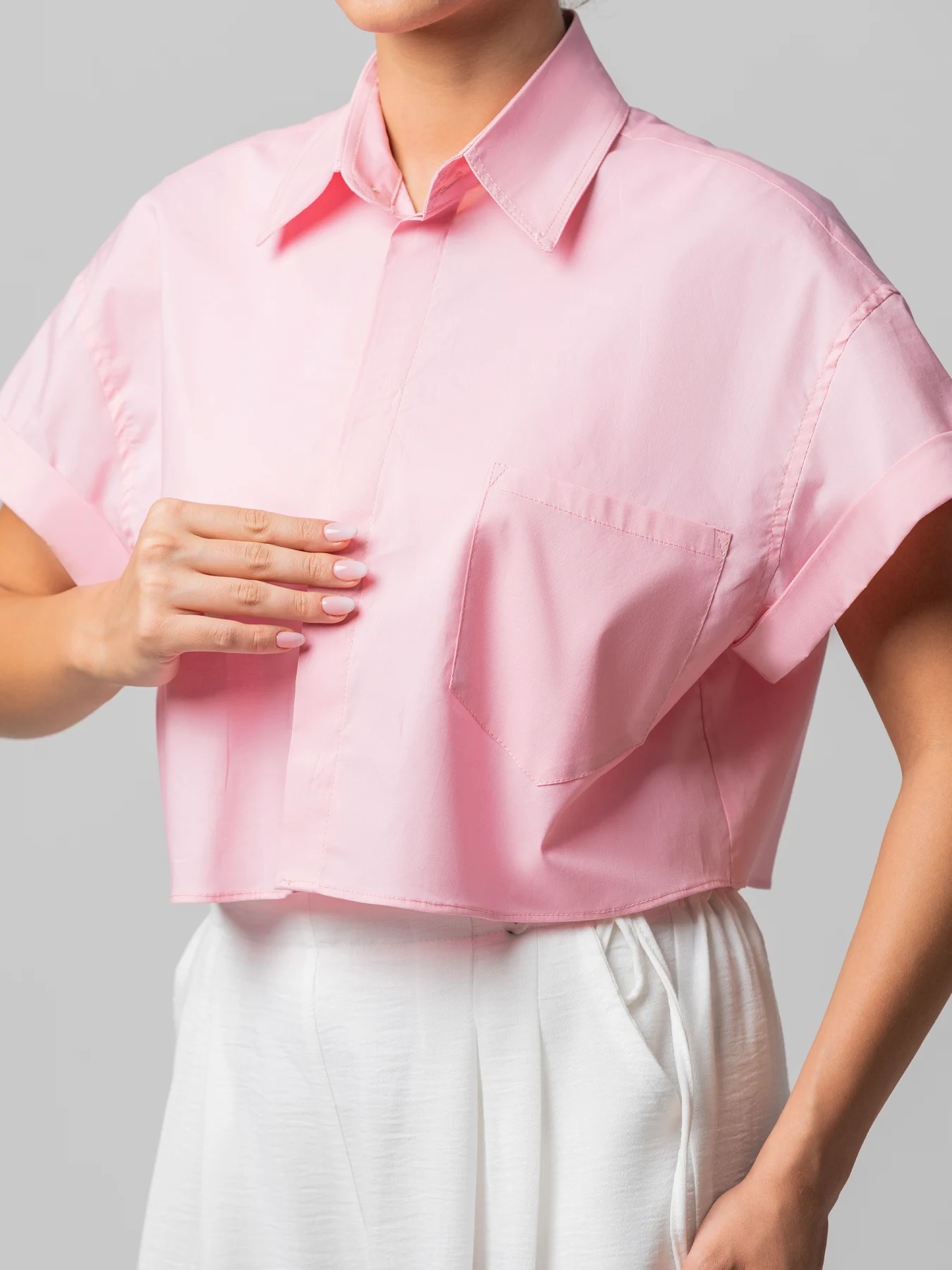 شومیز صورتی کراپ آستین پاکتی پوپلین 