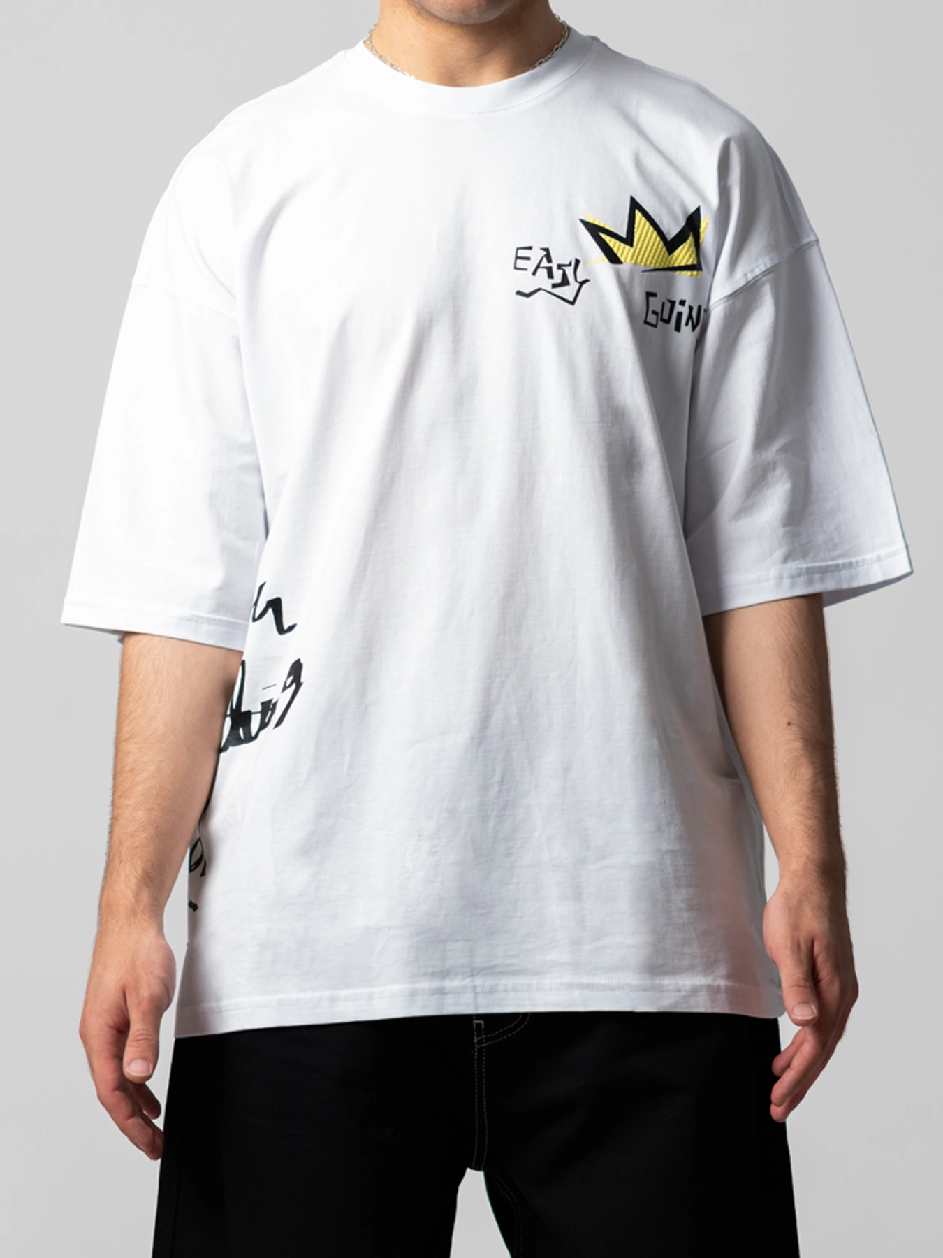 تیشرت مردانه طرح شلوغ یقه گرد