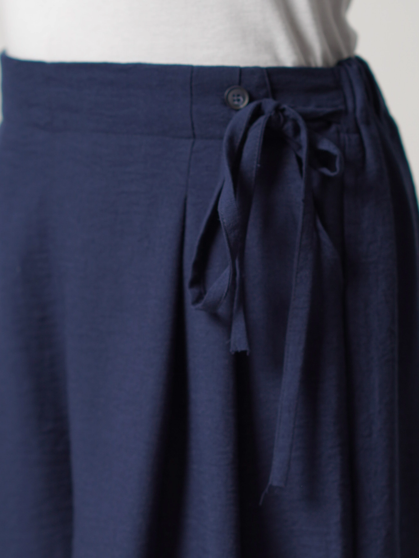 دامن شلواری سرمه ای طرح لینن کمربندگره ای 