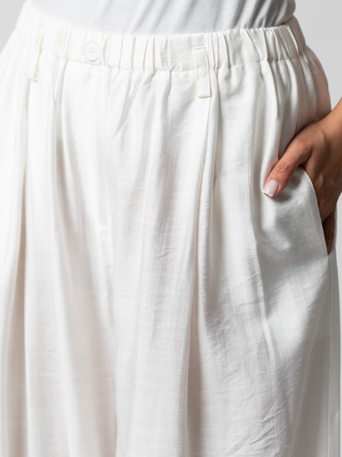 شلوار سفید زنانه کمرکش ساده 