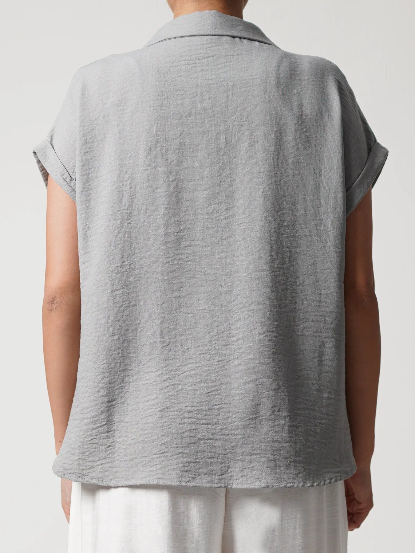 بلوز طوسی آستین کوتاه پاکتی 