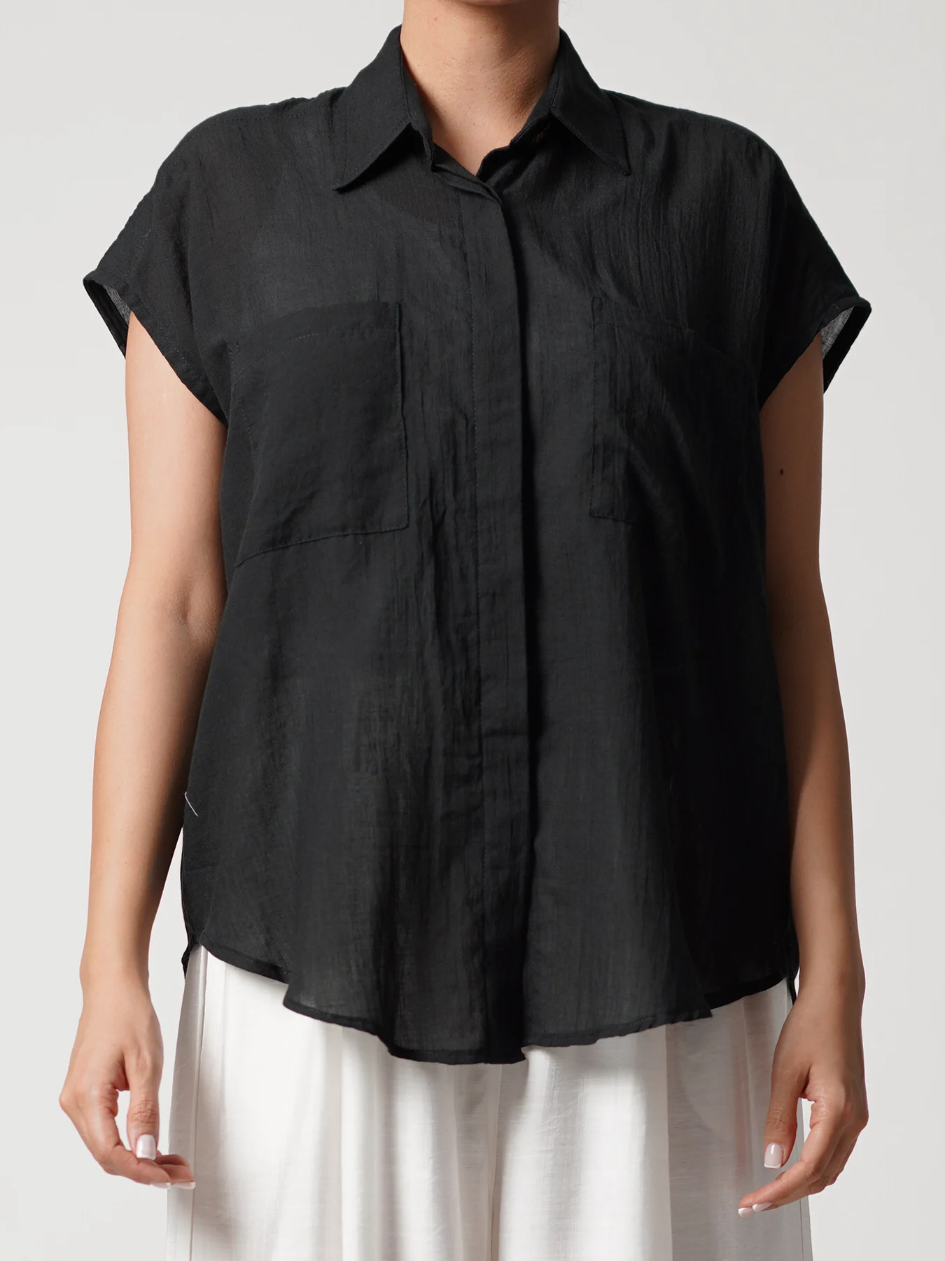 شومیز مشکی آستین حلقه ای دوجیب 