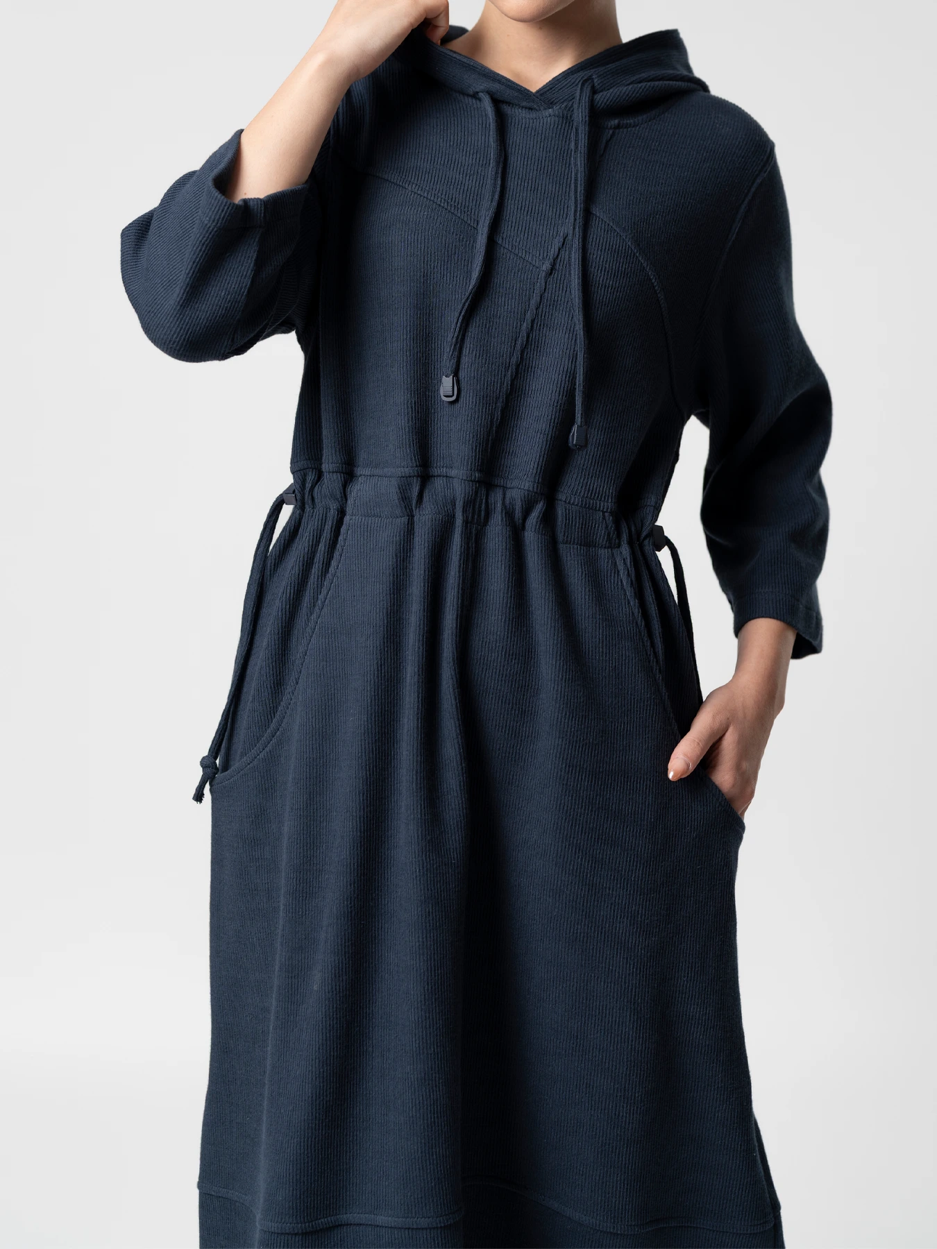 مانتو کبریتی کلاه دار سرمه ای 22