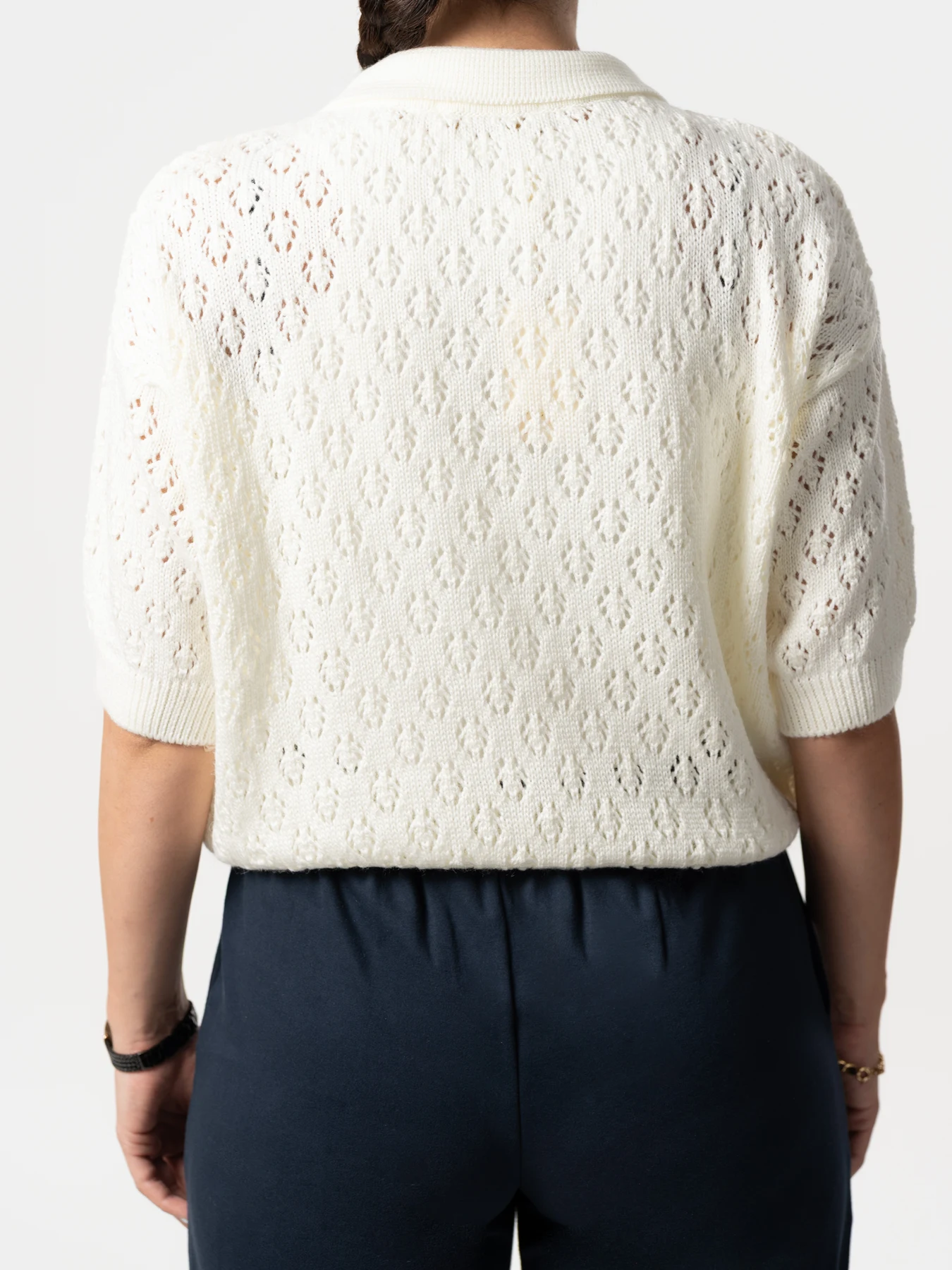 بلوز بافت زنانه یقه برگردان سفید 