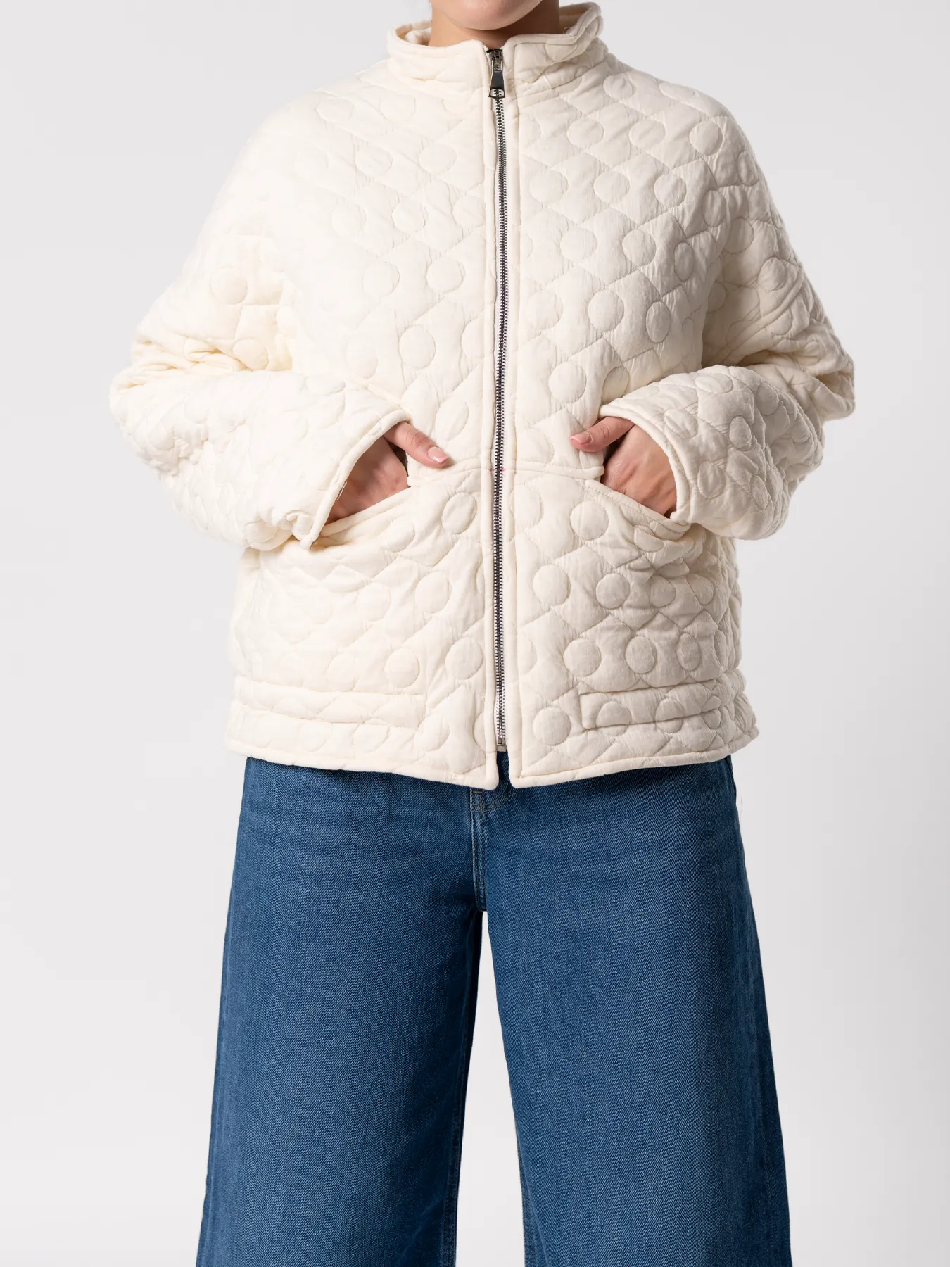 کاپشن شیری طرح دار 31