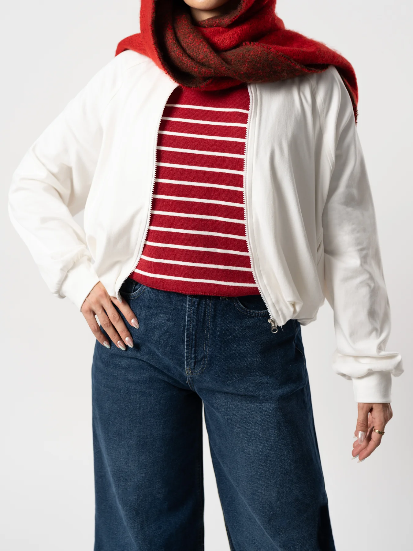 سویشرت سفید پیله دار آستردار 30