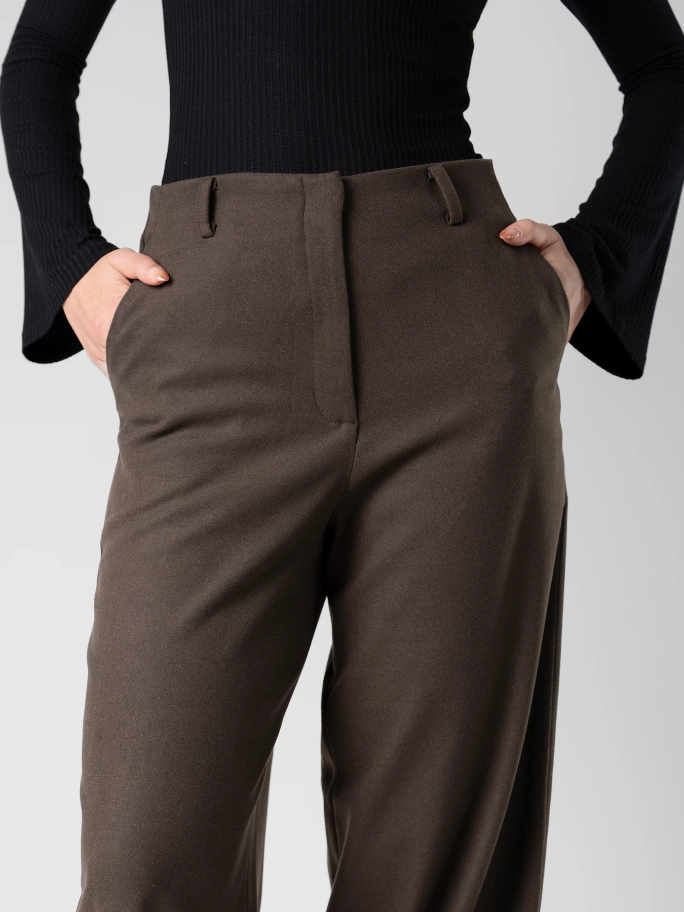 شلوار زنانه پشمی قهوه ای تیره 62