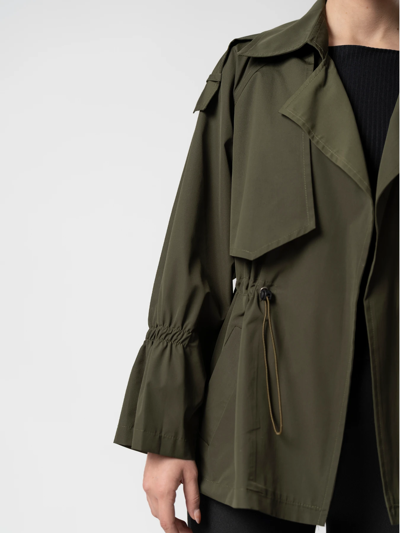 بارانی زنانه کوتاه سبز تیره 35