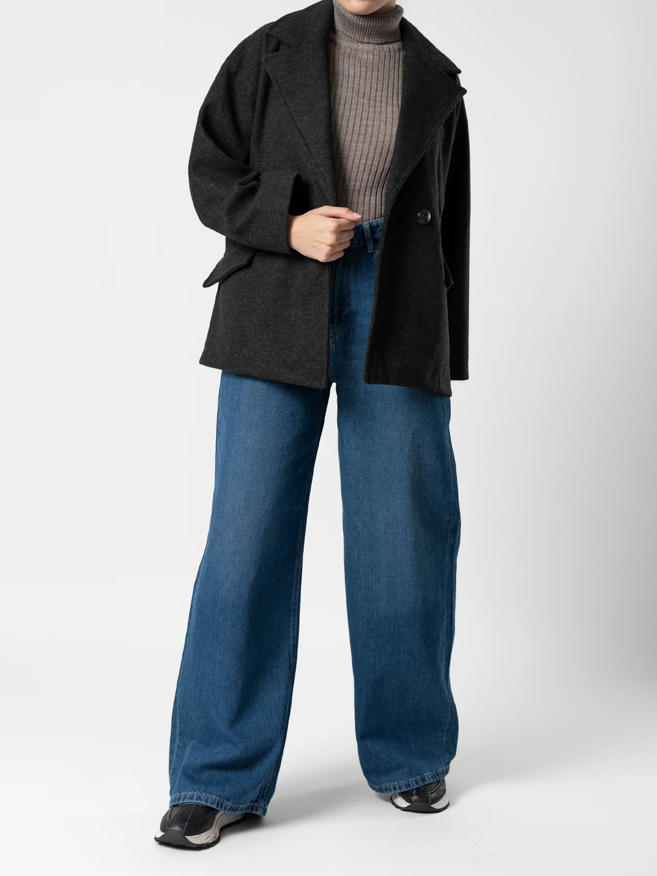 پالتو کوتاه پشمی مشکی 38