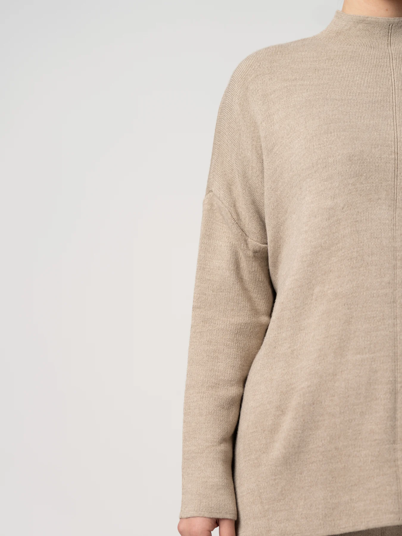 ست بلوز و شلوار بافت نسکافه ای 58