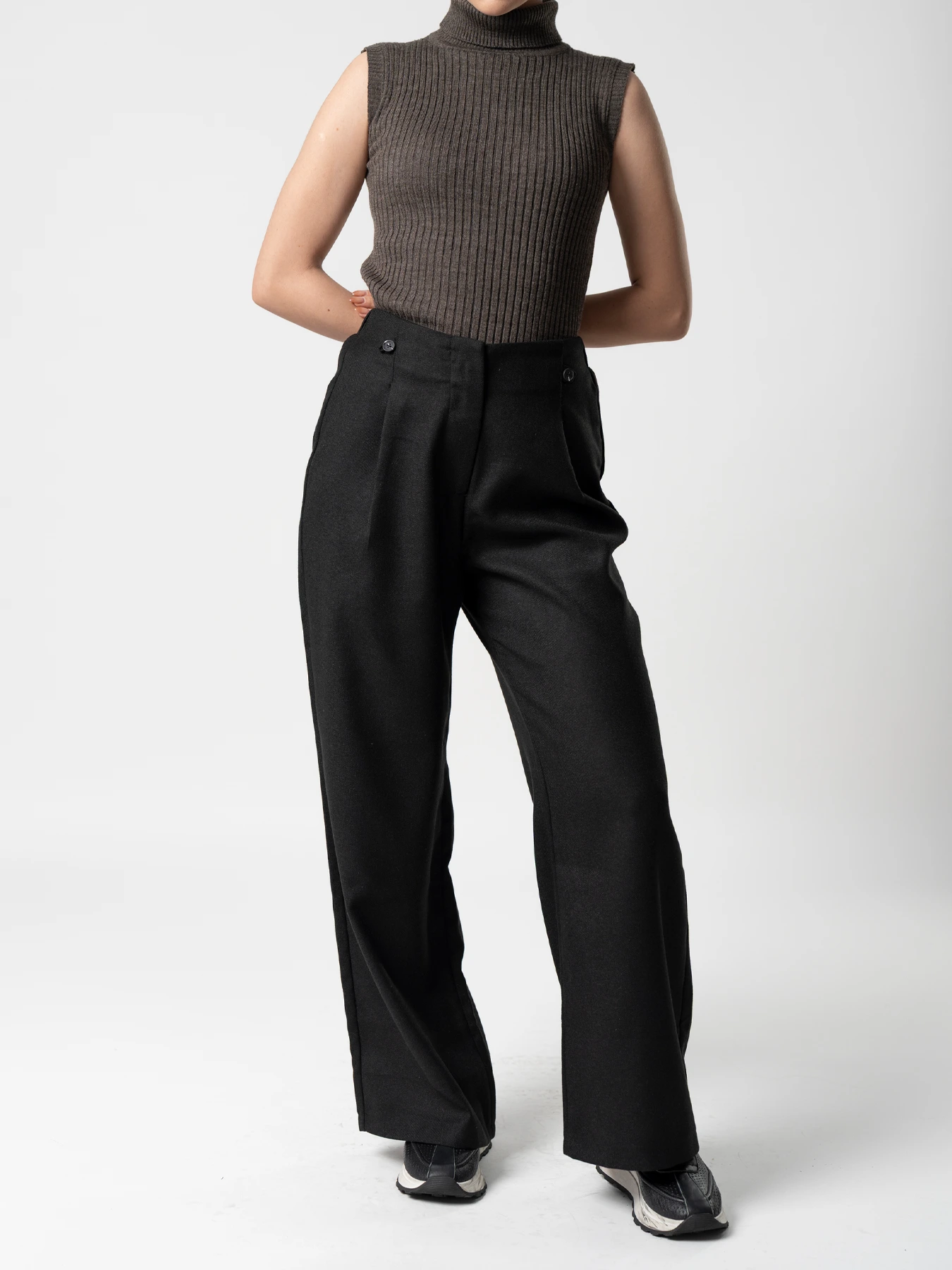 تاپ بافت یقه اسکی قهوه ای تیره 7