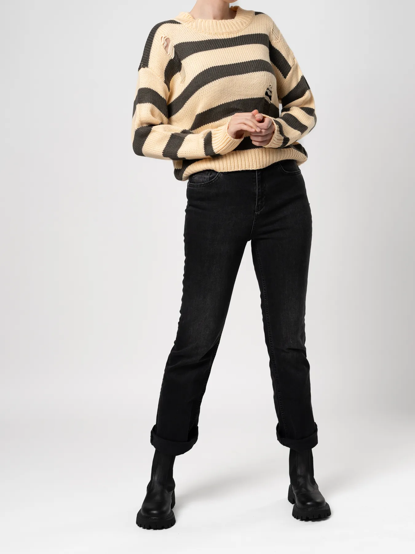 پلیور بافت کرم زیتونی زاپ دار 16