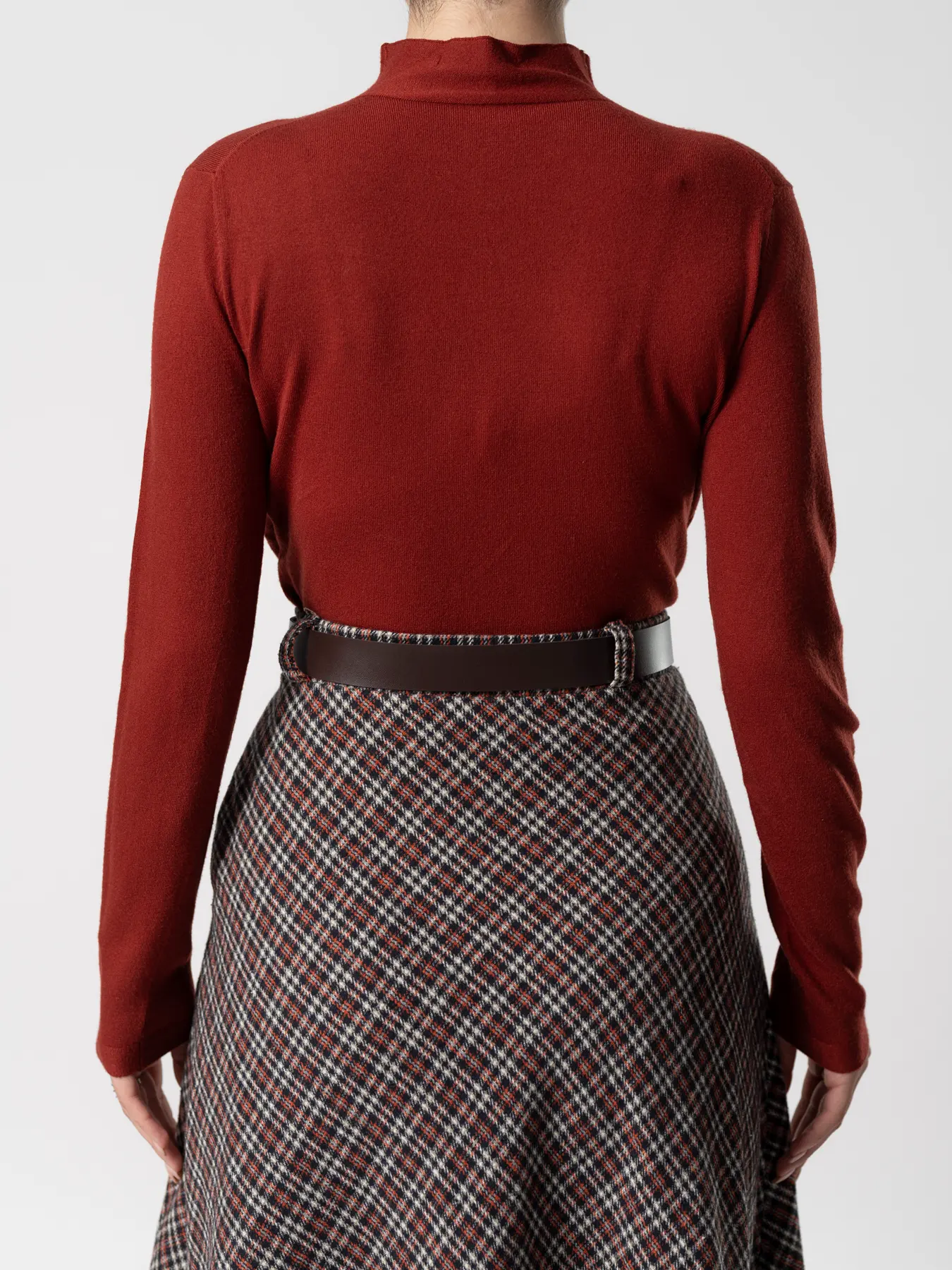 پلیور بافت یقه ایستاده آجری 23